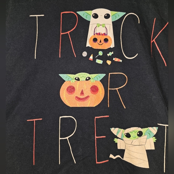 Black Trick or Treat Grogu Tshirt - Picture 3 of 6